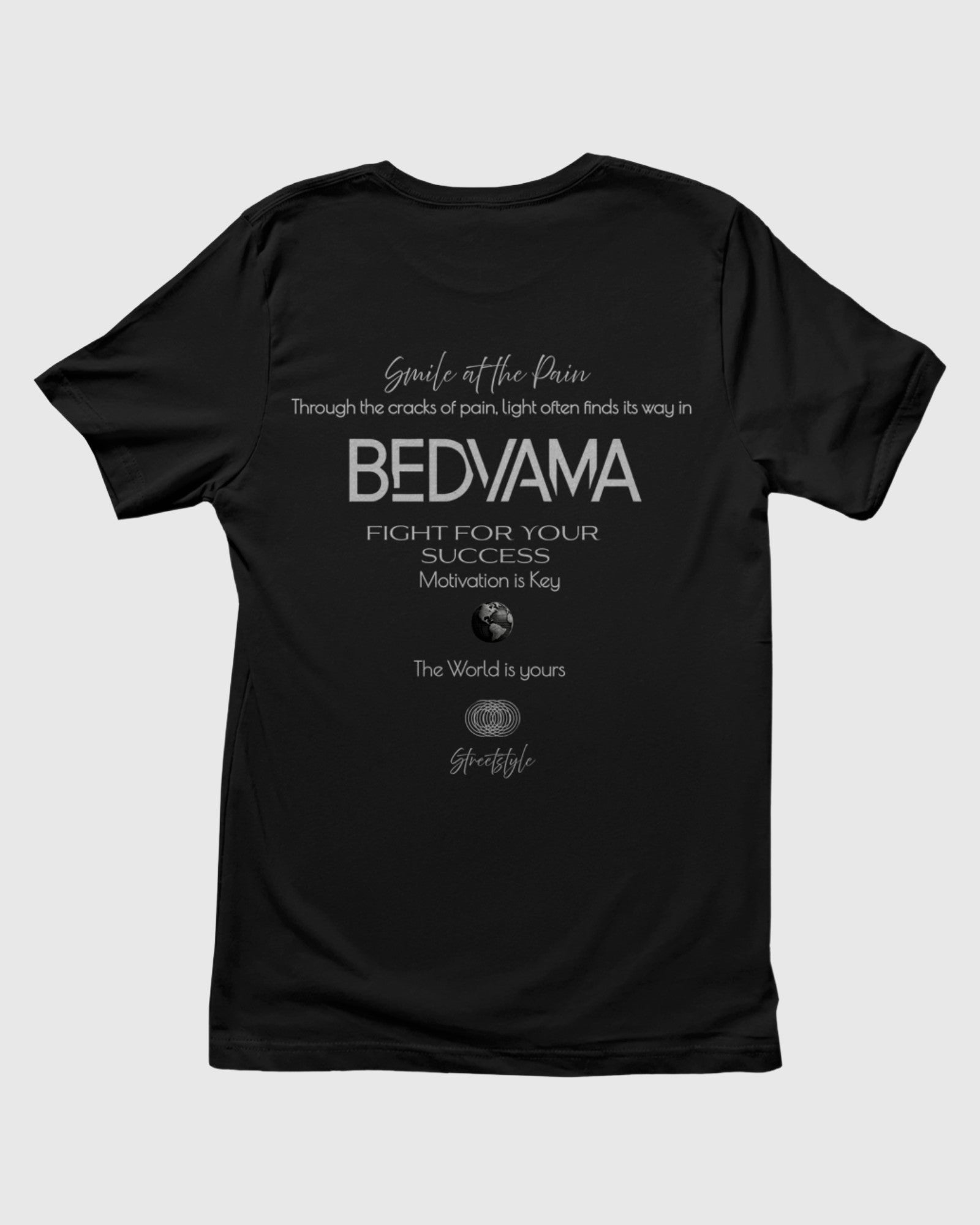 Damen T-Shirt „Smile at the Pain“ – Stärke zeigen mit Stil