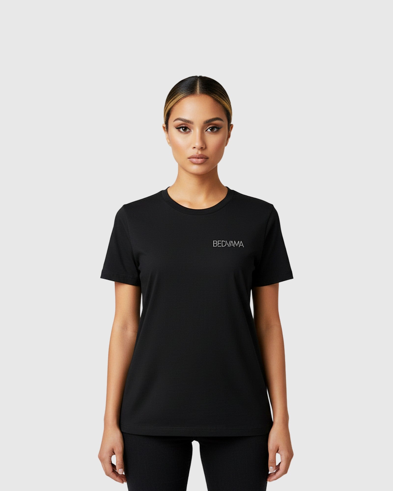 Damen T-Shirt „Smile at the Pain“ – Stärke zeigen mit Stil